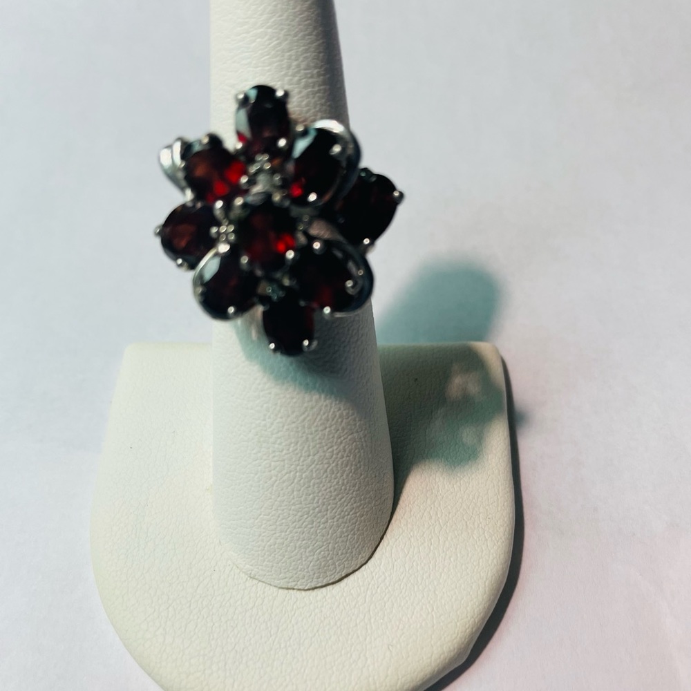 Garnet Floral Ring 925 Silver - Picture 13 of 14
